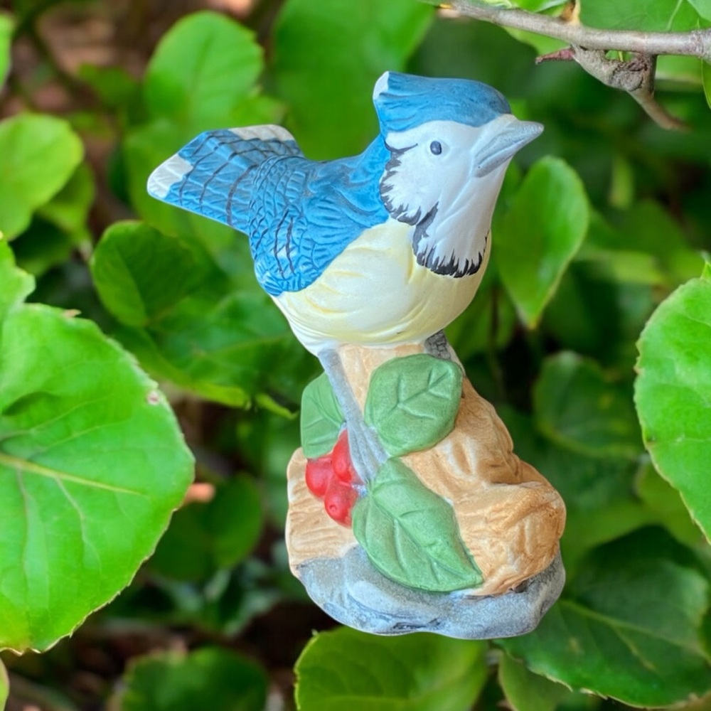Vintage Whitetail Society Porcelain Blue Jay Bird Figurine